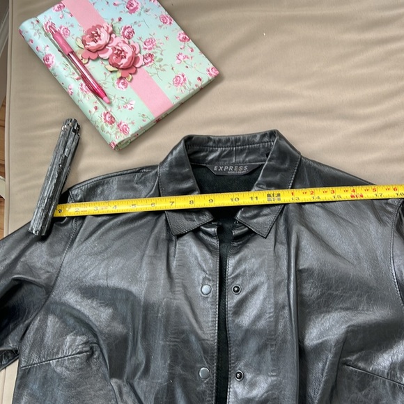 Black leather shirt. - Picture 11 of 12